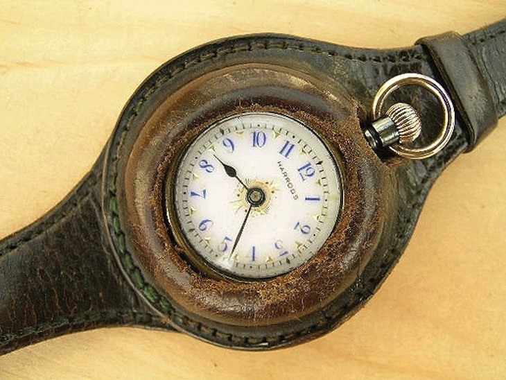 first rolex watch ever made