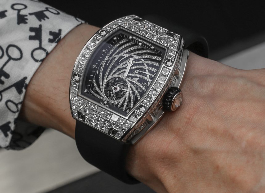 diamond hand watch