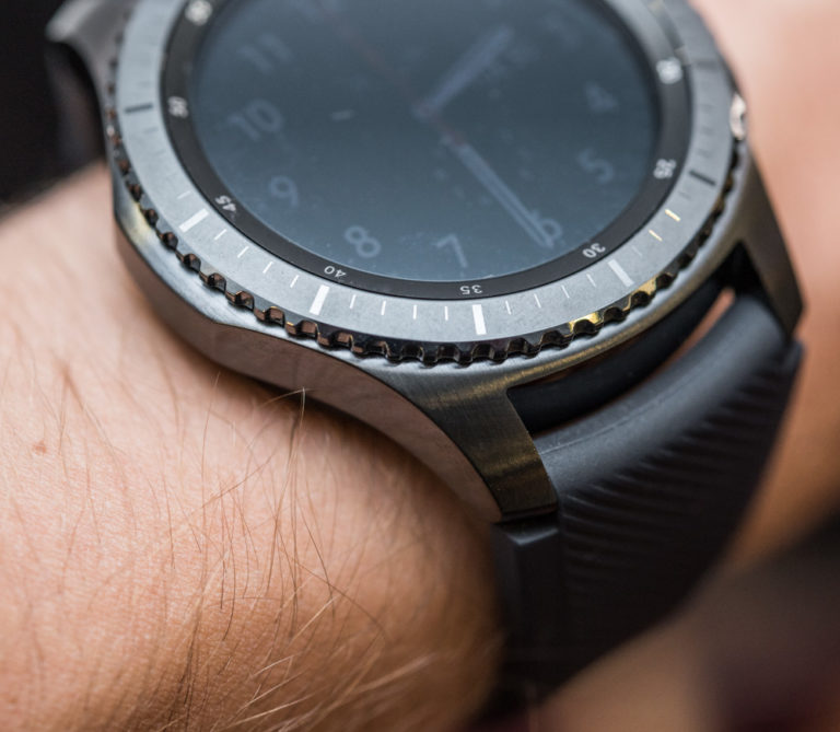 Samsung Gear S Frontier Classic Smartwatch Hands On Debut Page