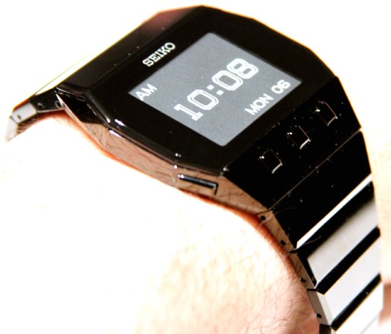 Seiko unveils active matrix E-Ink watch