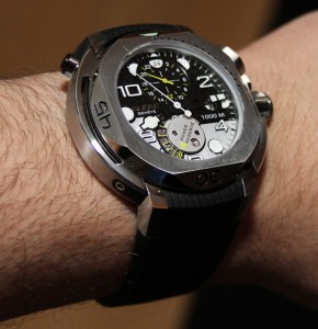 Clerc Hydroscaph GMT Watch Review | aBlogtoWatch