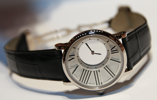 Rotonde de Cartier Mystery Watch Versus 