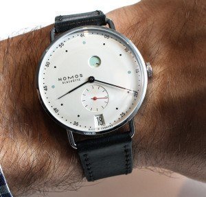 Nomos Metro Watch Hands-On | aBlogtoWatch