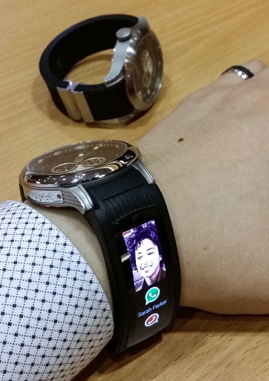 Kairos T-Band Strap With Screen Turns Any Watch Into A Smartwatch