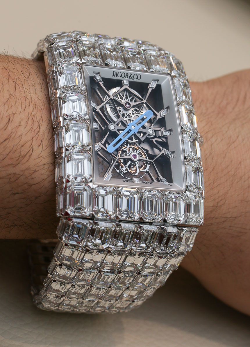 Наручные часы за миллион рублей