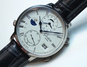 Glashütte Original Senator Cosmopolite Watch Hands-On And Explained ...