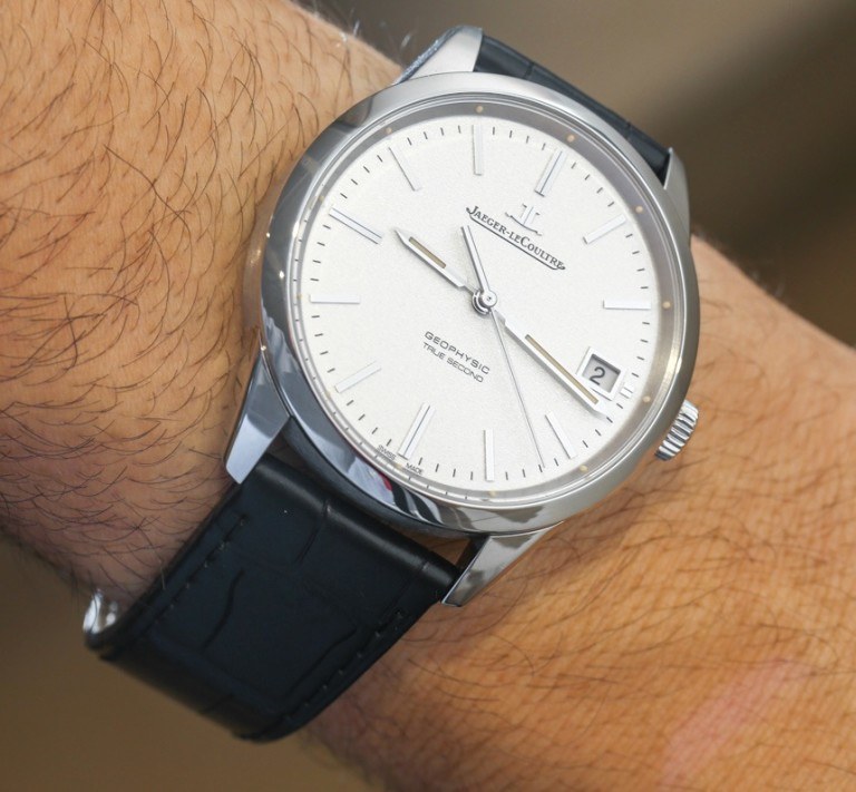 Jaeger-LeCoultre Geophysic True Second Watch Hands-On | aBlogtoWatch