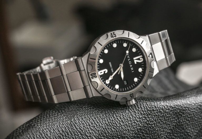 Bulgari Diagono Scuba Watch Review | aBlogtoWatch