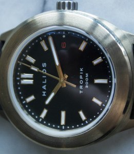 WATCH WINNER REVIEW: Halios Tropik B | ABlogtoWatch