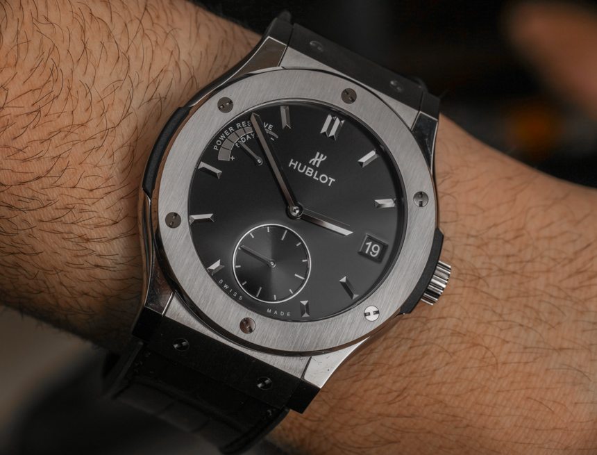 Revo - Classic Round Dial Calling Smart Watch | Gifts for Clients