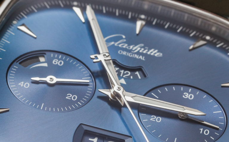 Glashütte Original Seventies Chronograph Panorama Date Watch Review 