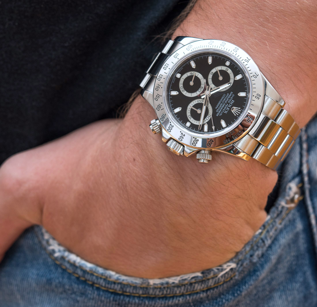 Часы Rolex Daytona на руке