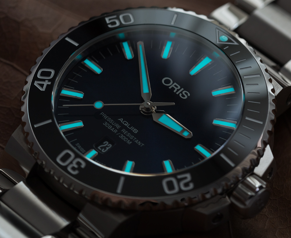 Oris Aquis Date Blue Dial Watch Review Page 2 of 2 aBlogtoWatch