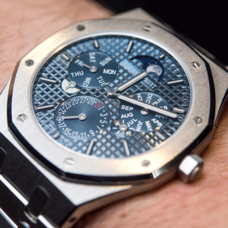 Audemars Piguet Royal Oak RD#2 Perpetual Calendar Ultra-Thin case