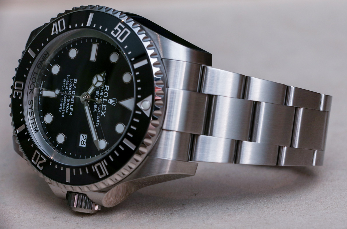 Rolex Deepsea Sea-Dweller 126660 'Black Dial' Watch Hands-On