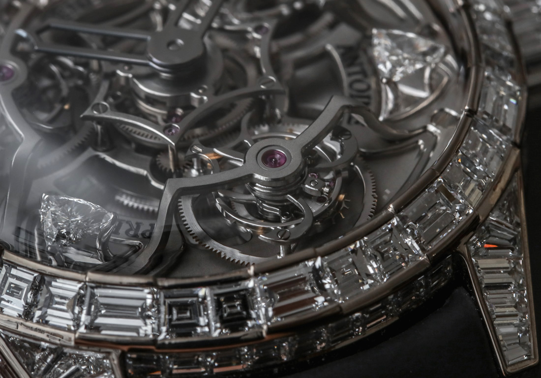 La Cote des Montres: The Chanel Première Flying Tourbillon watch - A  feminine incursion into the universe of watchmaking complexity just as  mysterious as beautiful and poetic.