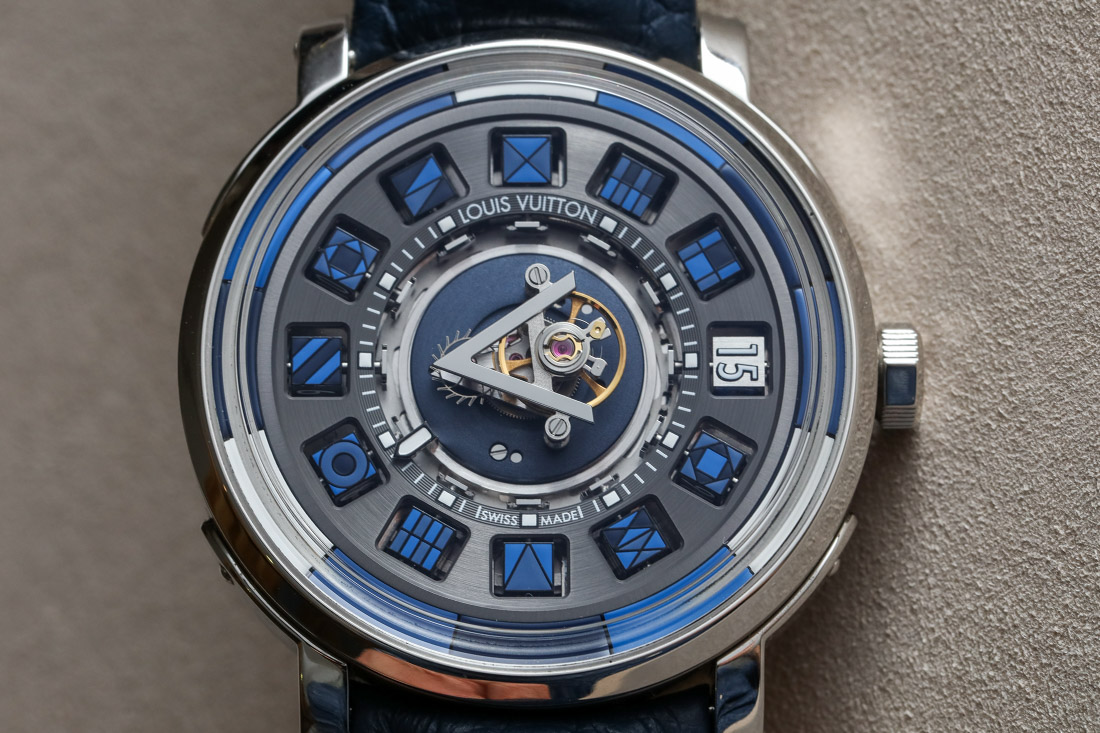 Louis Vuitton's Escale Spin Time Météorite Has a Playful Time Display –  Robb Report
