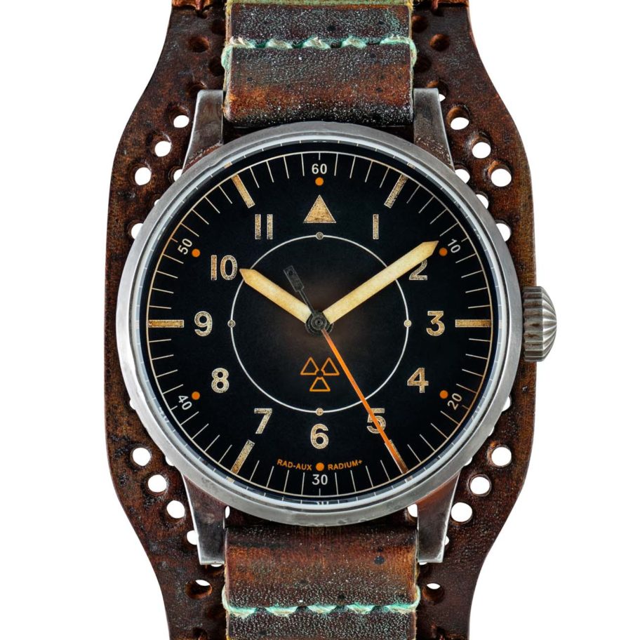 Laco RAD-AUX Limited Edition Is A Post-Apocalyptic Adventurer's Watch ...