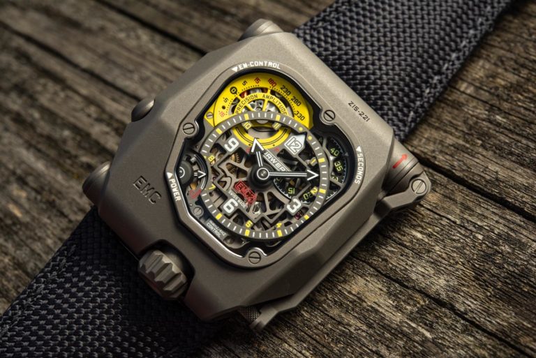 Watch Review: Urwerk EMC Time Hunter X-Ray Monitors Its Accuracy ...