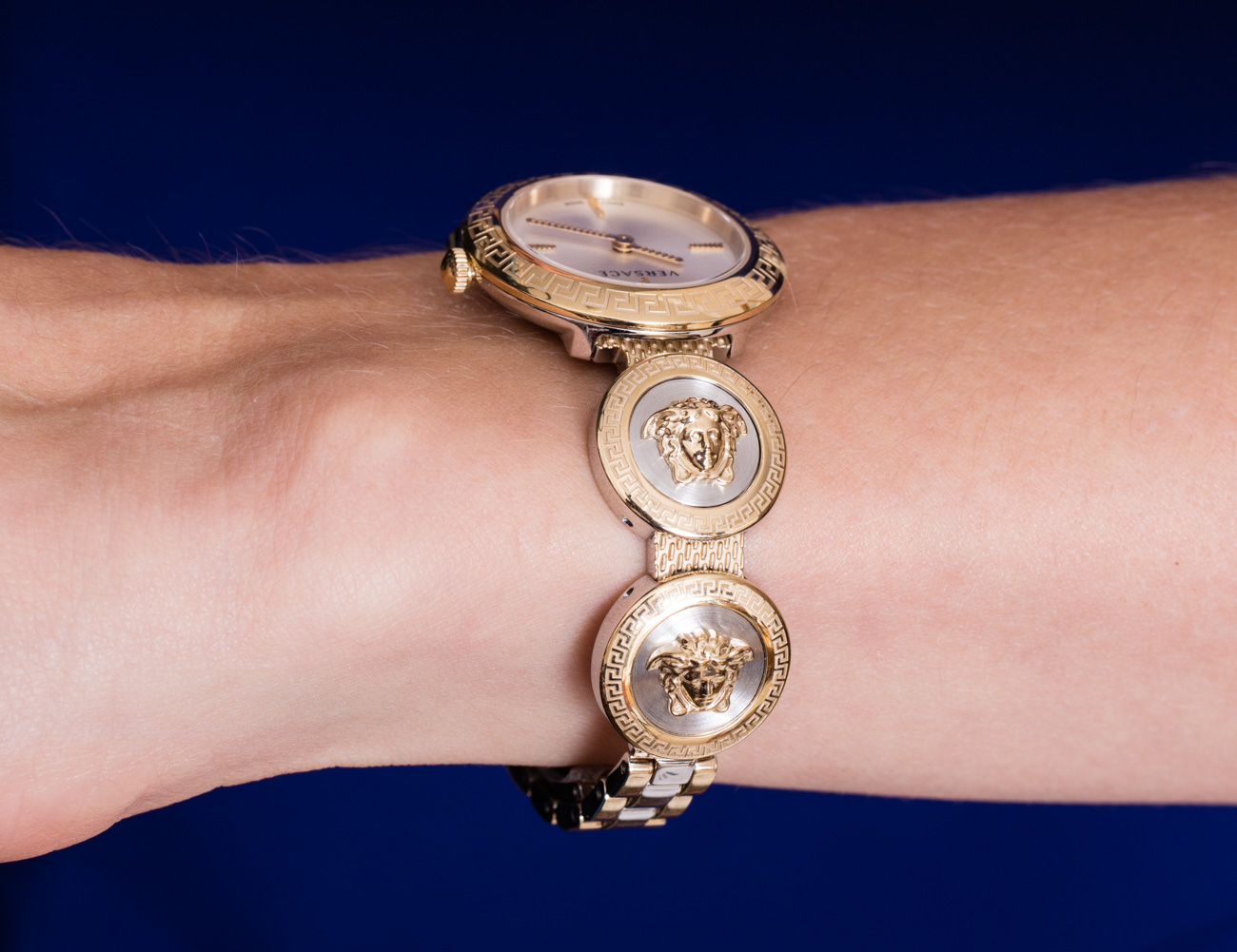 versace medusa stud icon watch