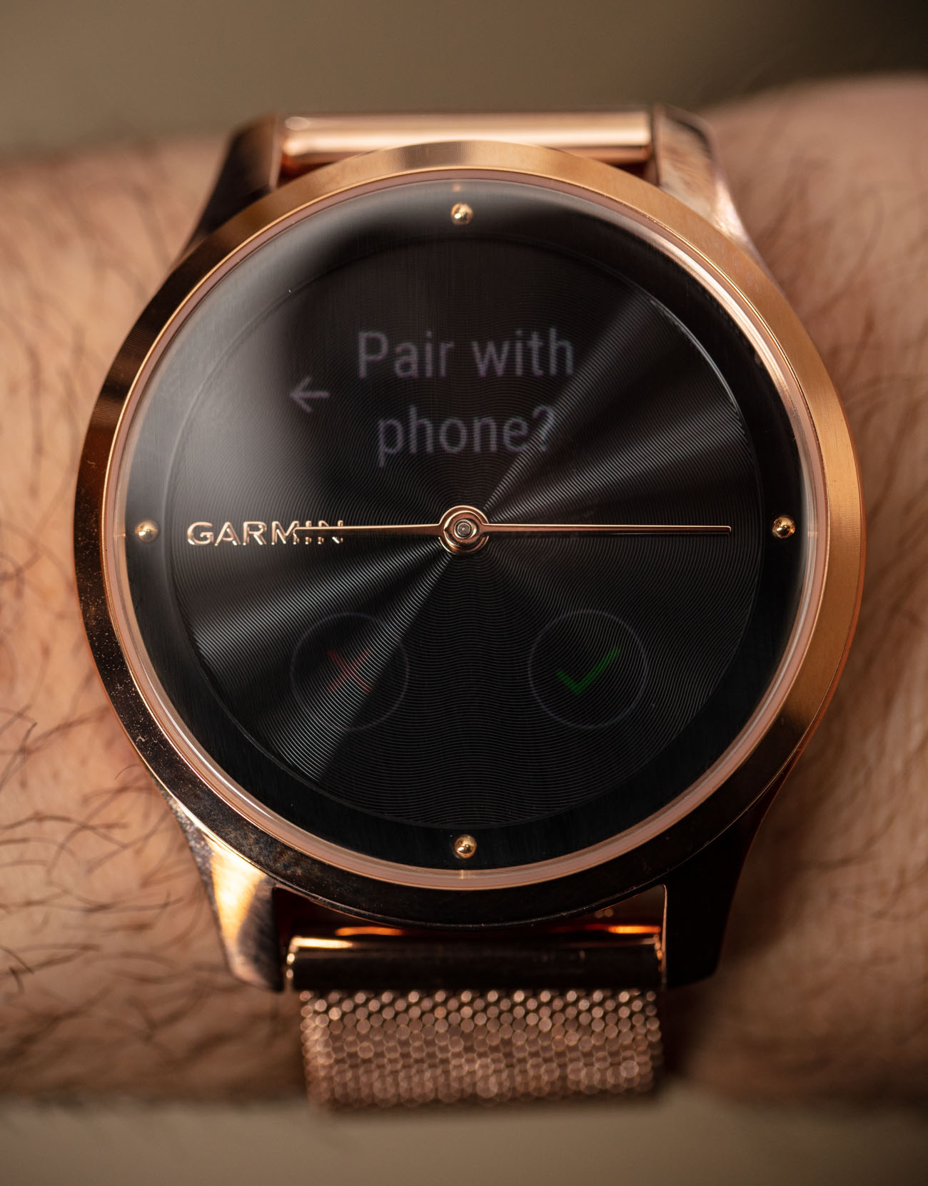 Garmin Vivomove Luxe Review: Gorgeous, But Way Too Pricey