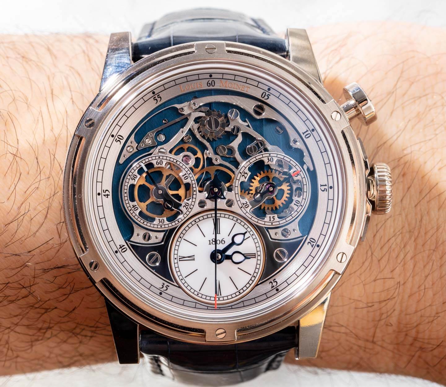 Hands On: Louis Vuitton Tambour Twenty Chronograph | SJX Watches