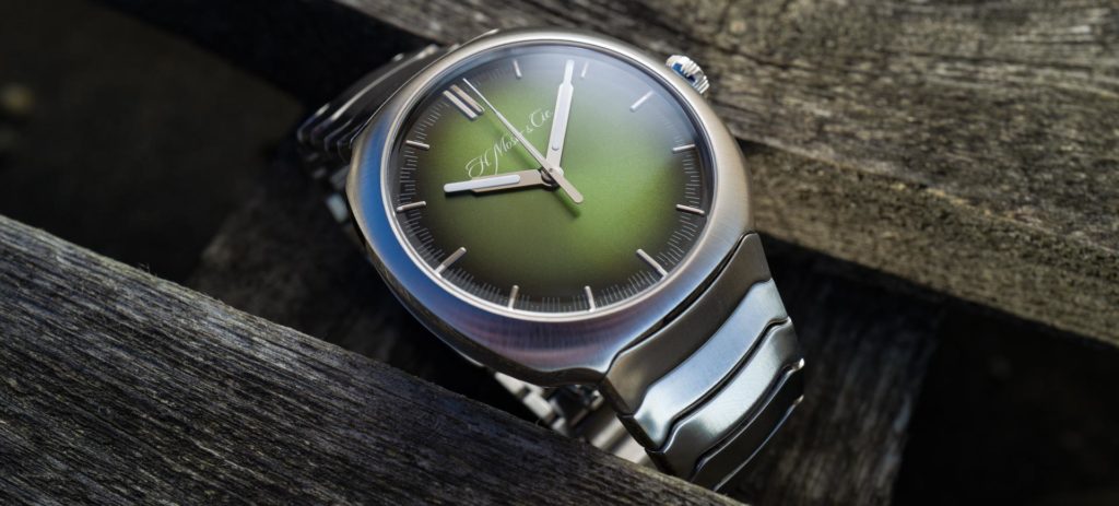 H. Moser & Cie. Streamliner Centre Seconds Matrix Green Watch Review ...