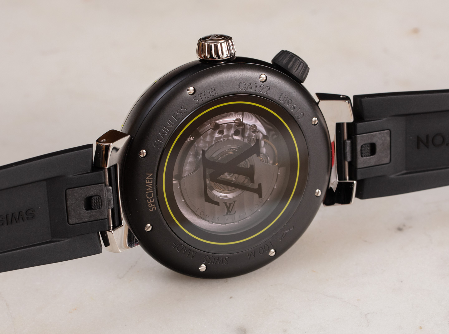 VIDEO: The Louis Vuitton Tambour Street Diver is a fashion-forward diving  watch that oozes urban cool