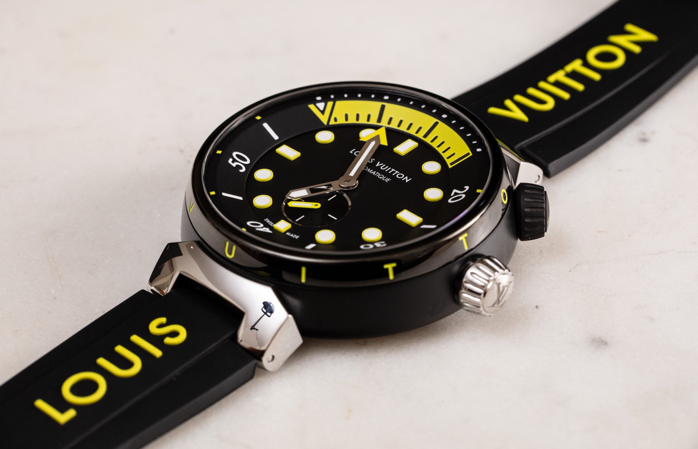 Louis Vuitton Tambour Street Diver Gold Lagoon – The Watch Pages