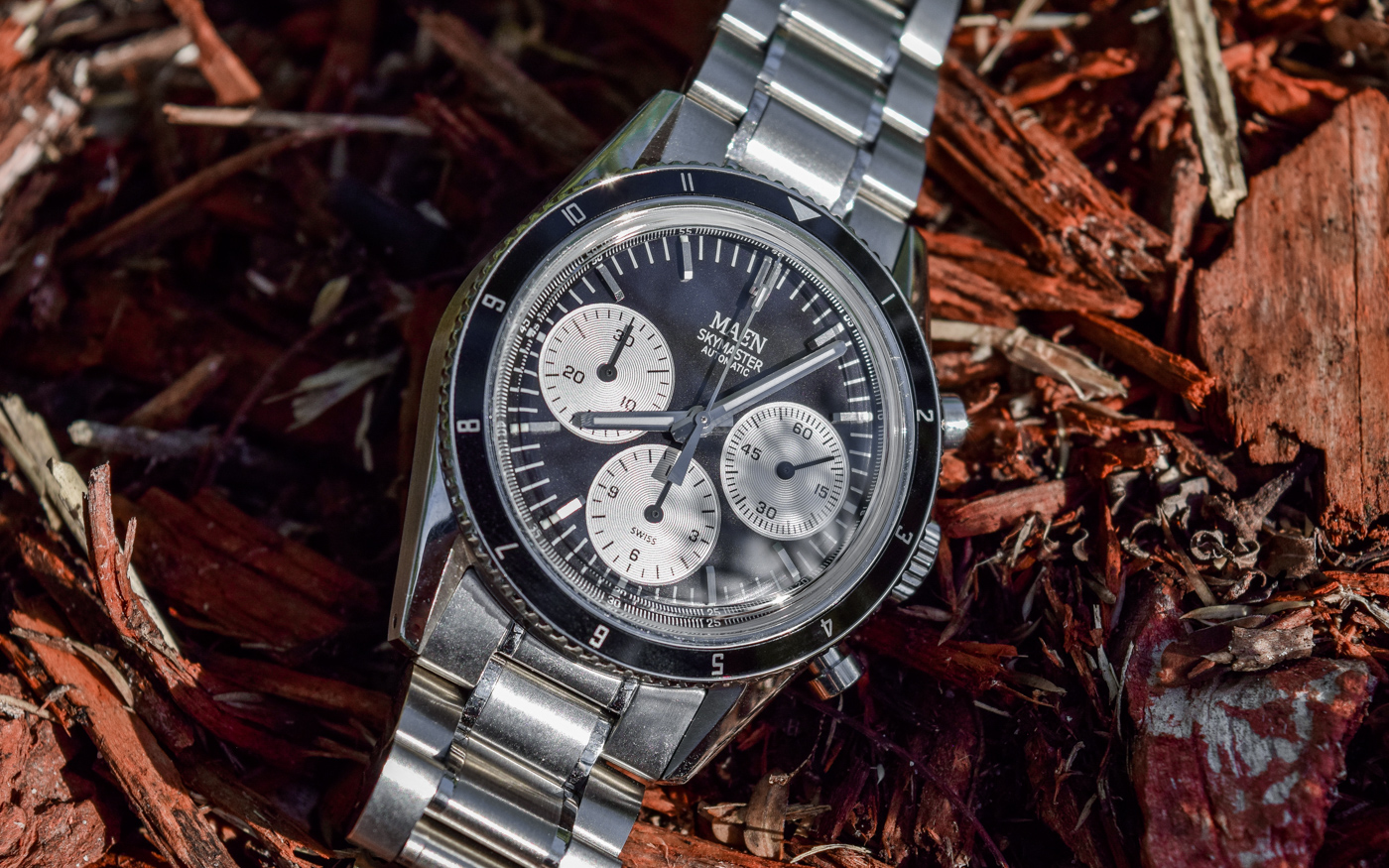MAEN Skymaster 38 Automatic Chronograph Review: Hands-on in 2021 - The Watch  Profiler