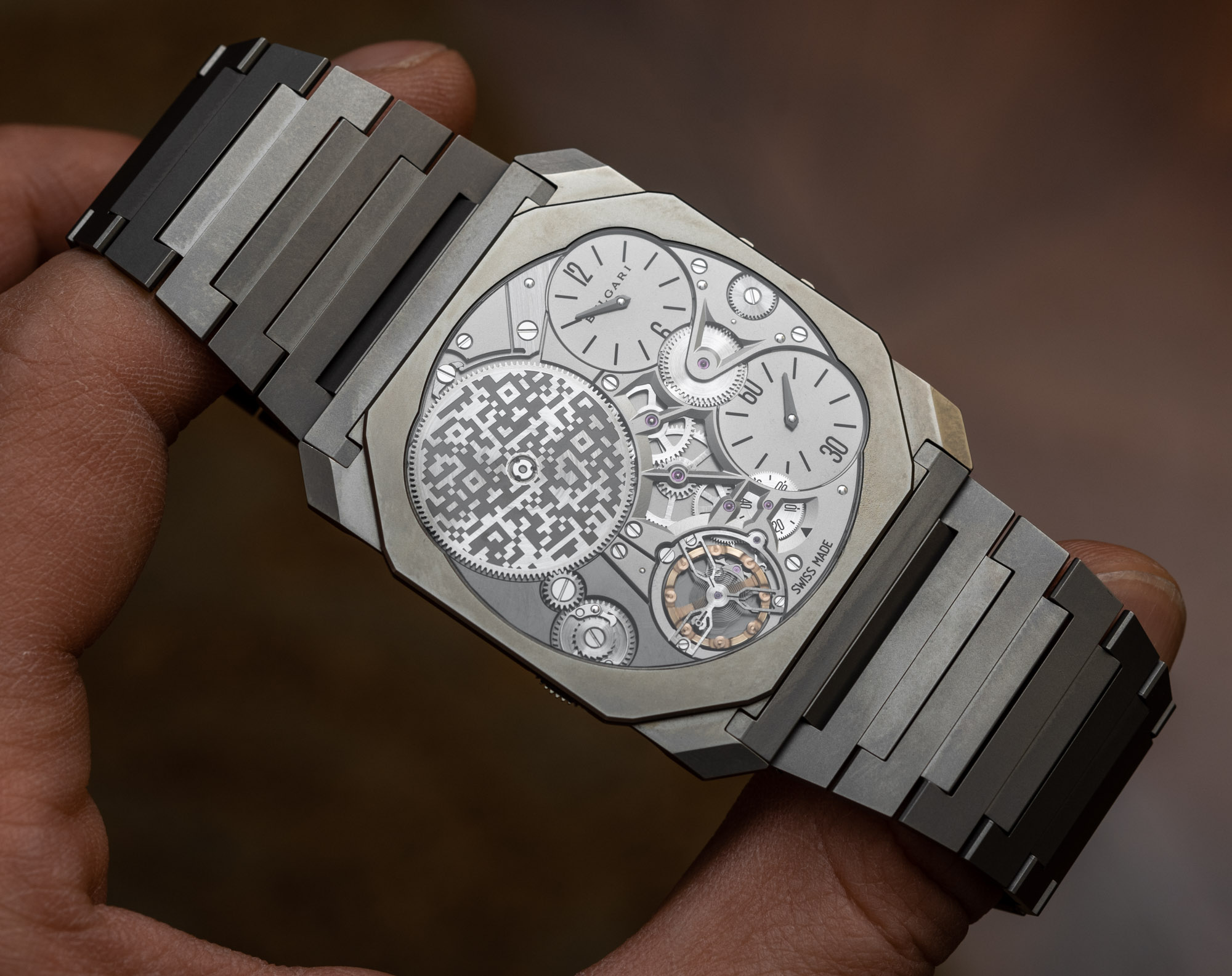 Hands-On: Bulgari Octo Finissimo Ultra Is Watchmaker's 8th Record-Thin  Luxury Watch | aBlogtoWatch