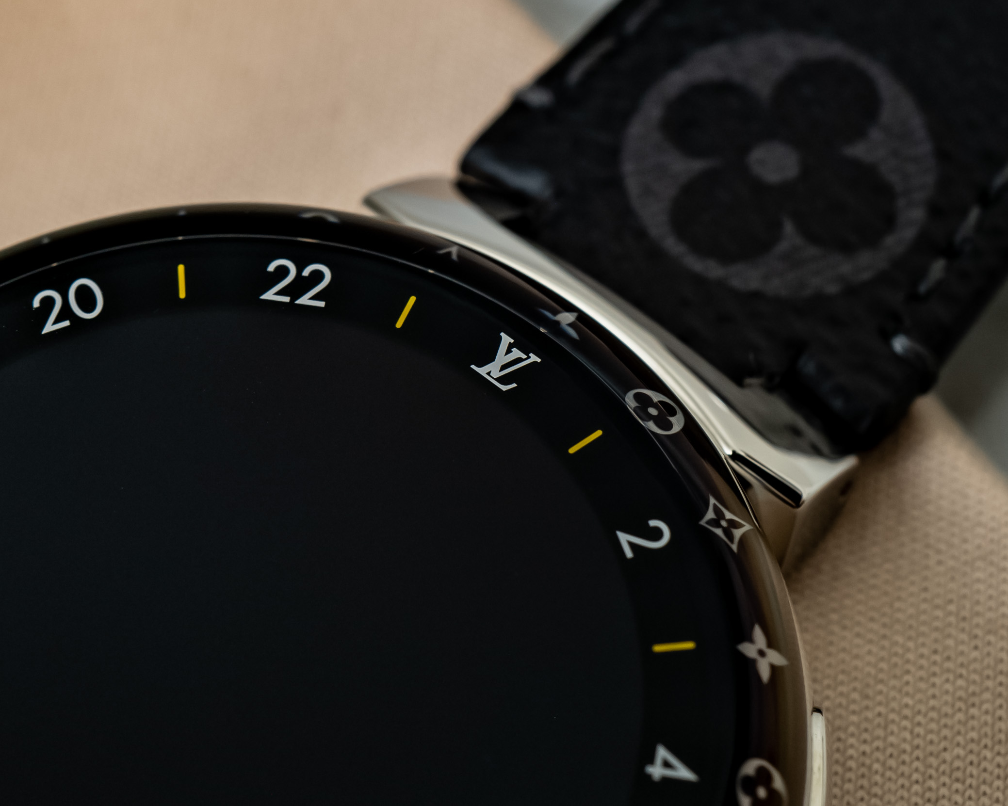 Tambour Horizon Light Up Connected Watch - Watches - Connected Watches