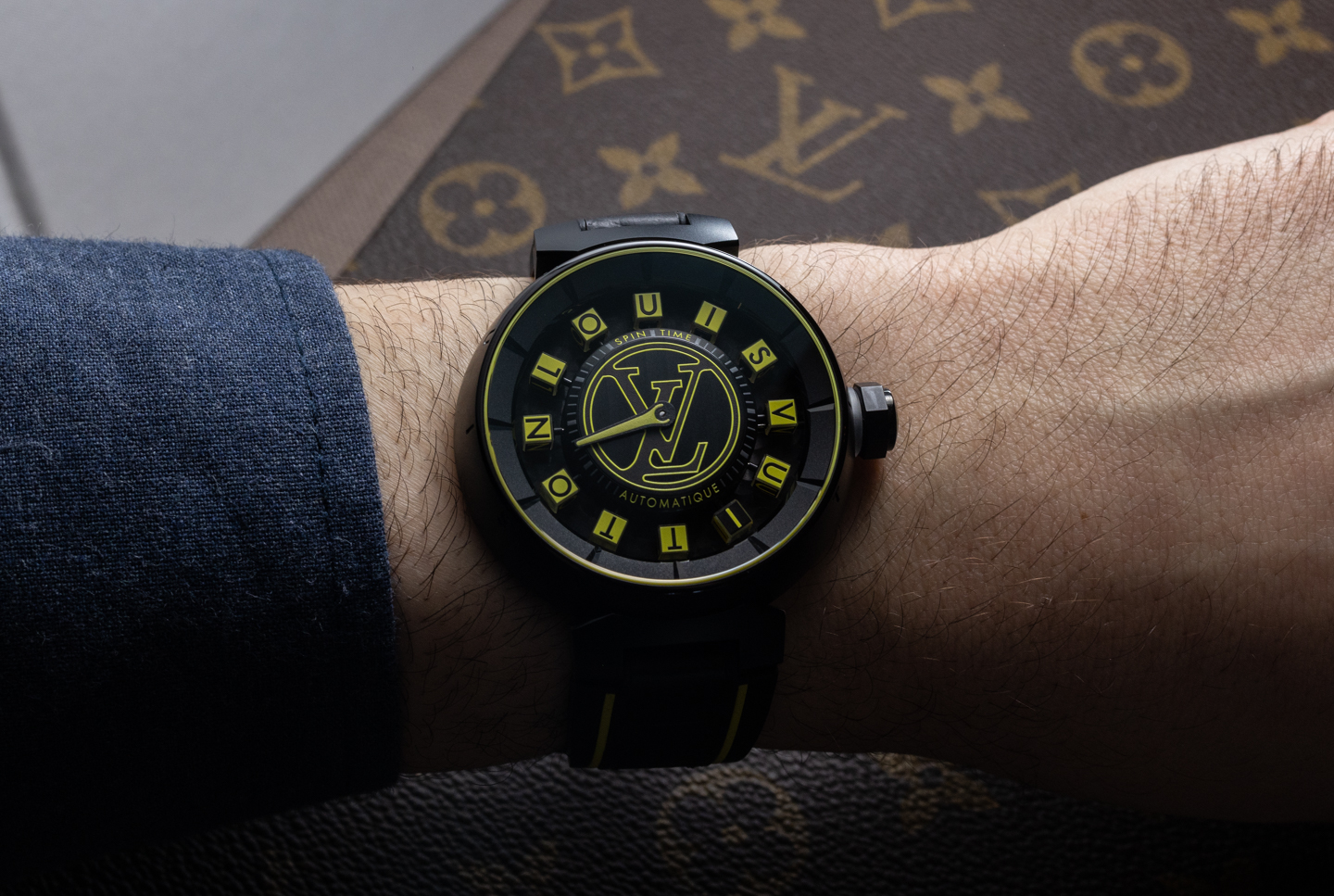 Louis Vuitton: Die neue Tambour Spin Time Air Quantum bringt die