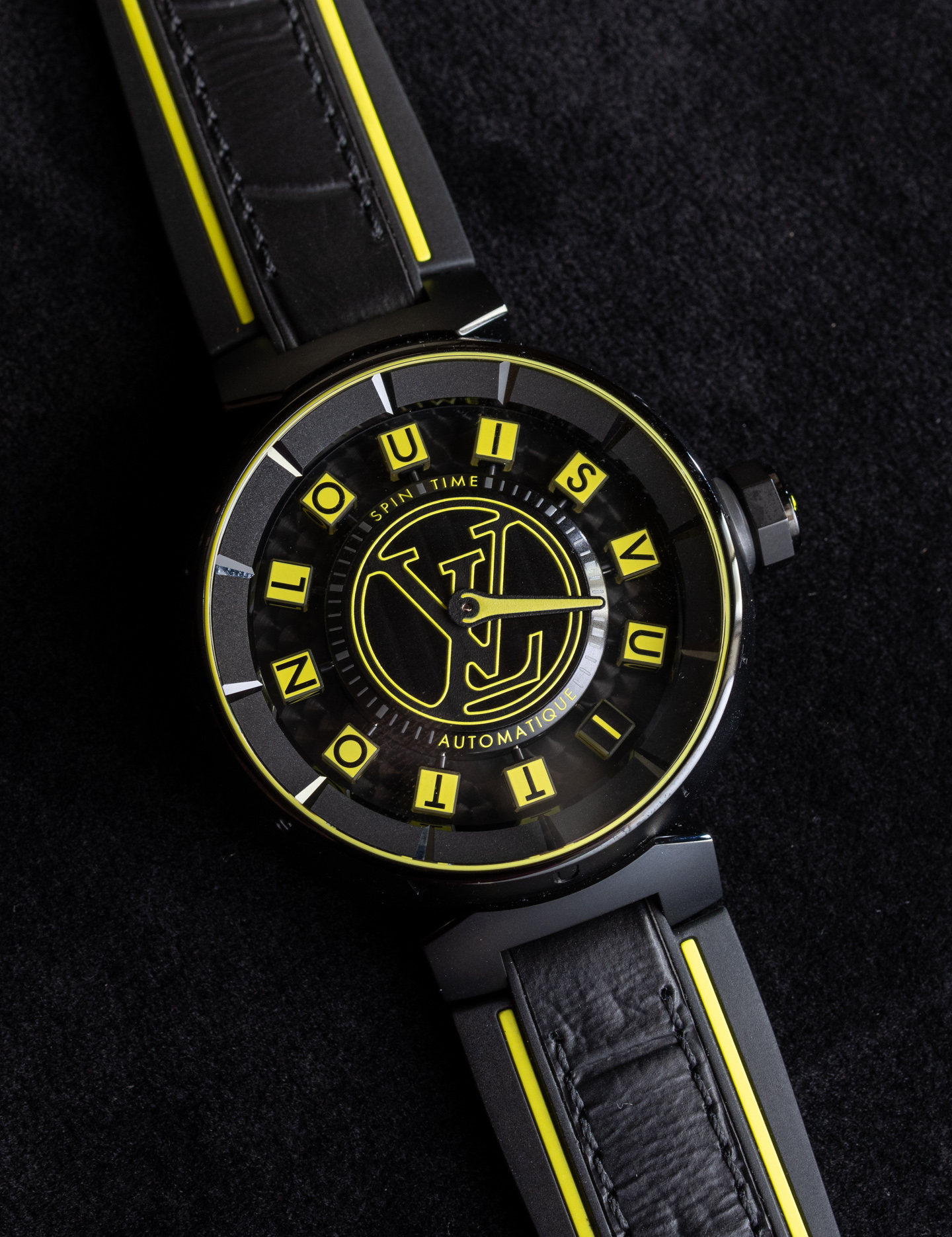 Louis Vuitton Tambour Spin Time Air Quantum: “Lit” Non-Traditional High  Watchmaking - Quill & Pad