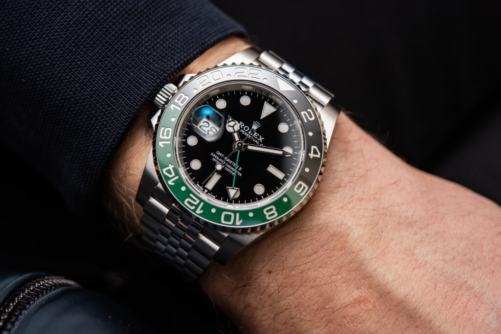 Hands On Rolex Gmt Master Ii Ref 126720 Vtnr Destro Left Handed Watch Ablogtowatch