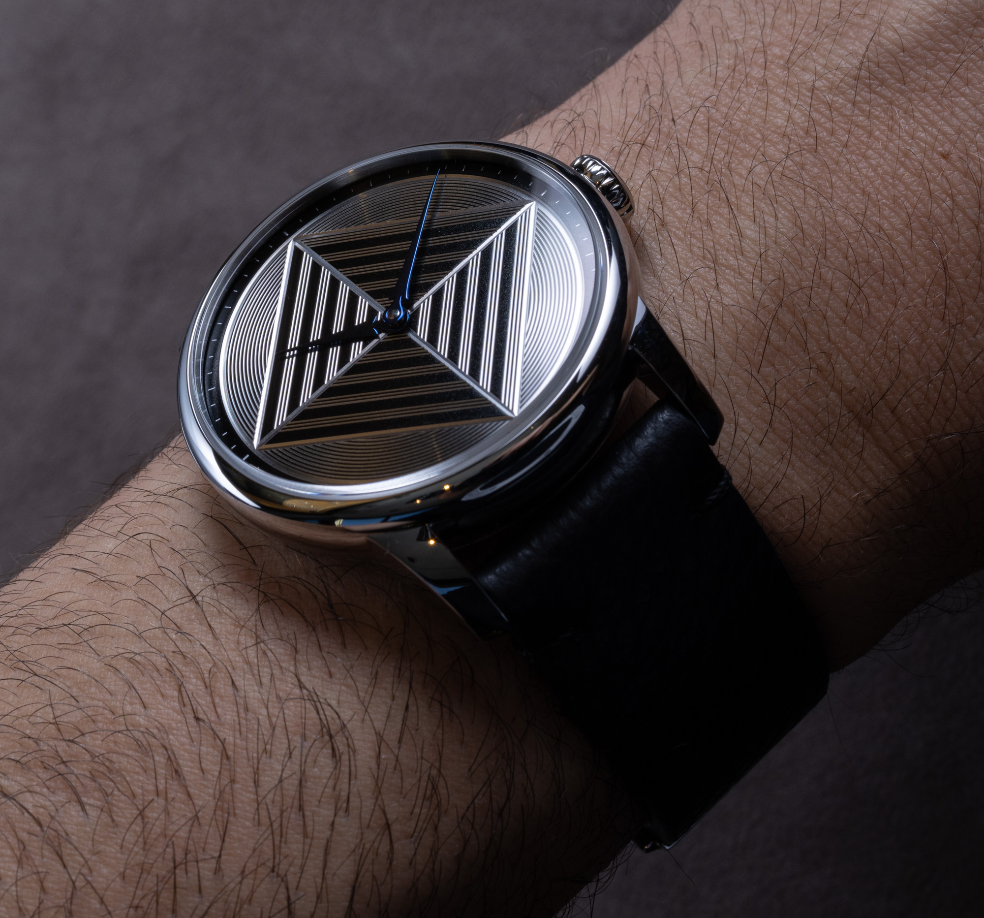 Louis Erard Excellence Guilloche Main II - Hands-On, Price