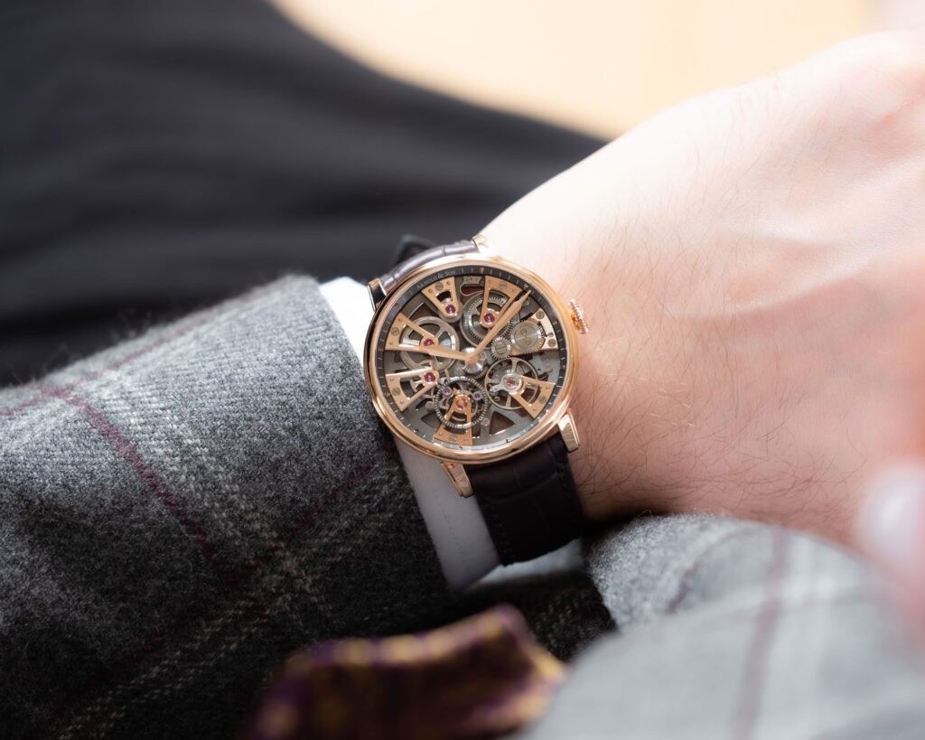 Arnold & Son Unveils New Nebula 41.5 Gold And Nebula 38 Gold Watches ...