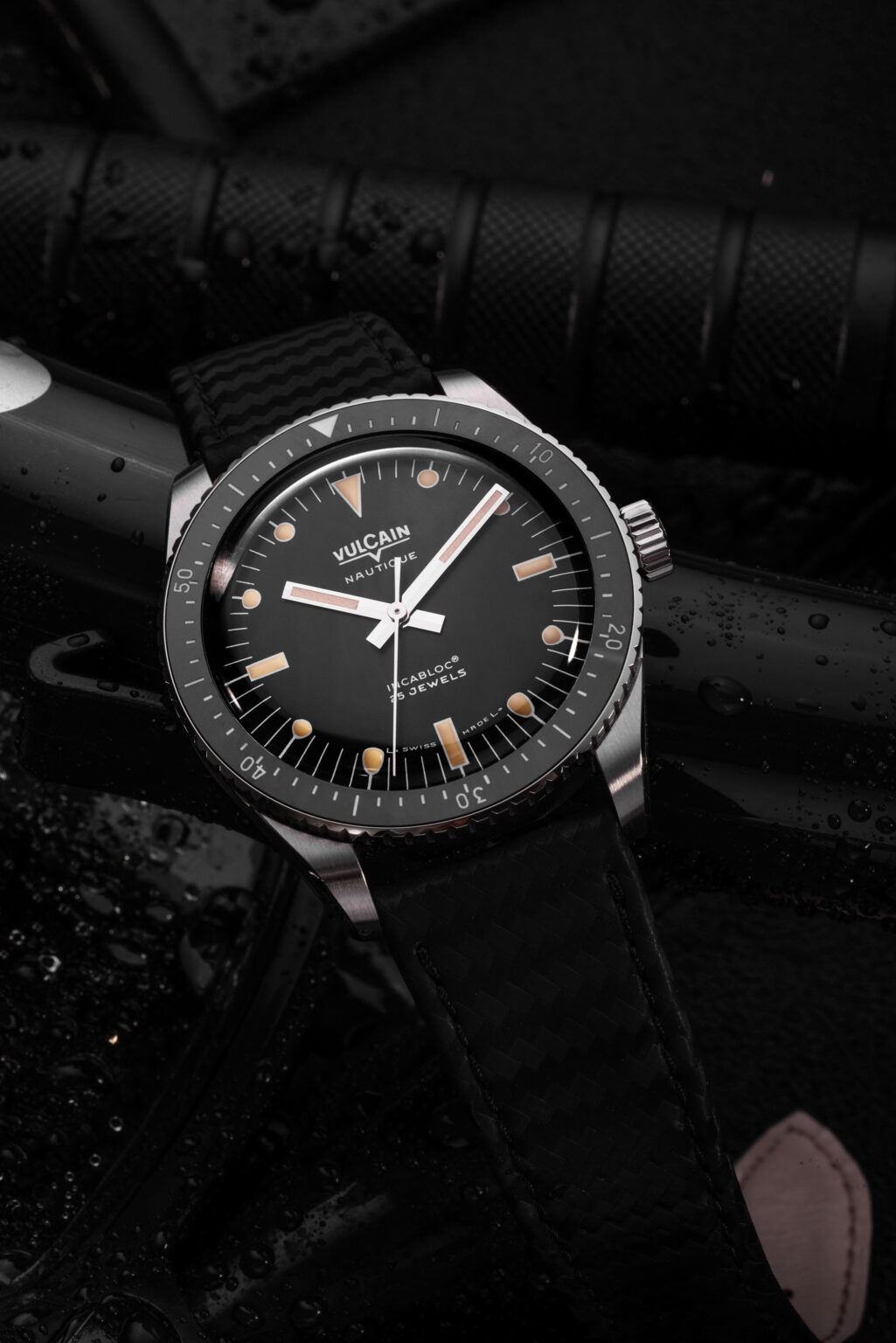 Vulcain Debuts The Skindiver Nautique 38mm Watch | aBlogtoWatch