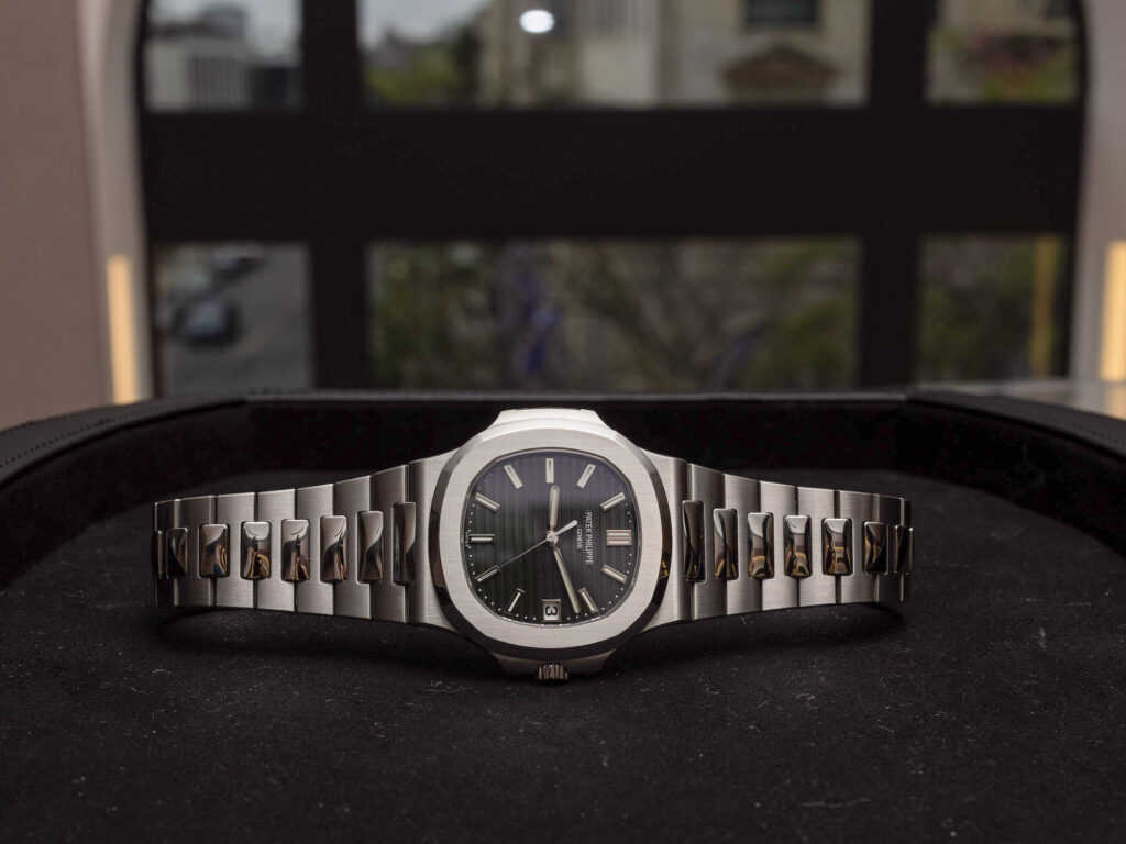 Hands On: Patek Philippe Nautilus 5711 Green Dial Watch | aBlogtoWatch