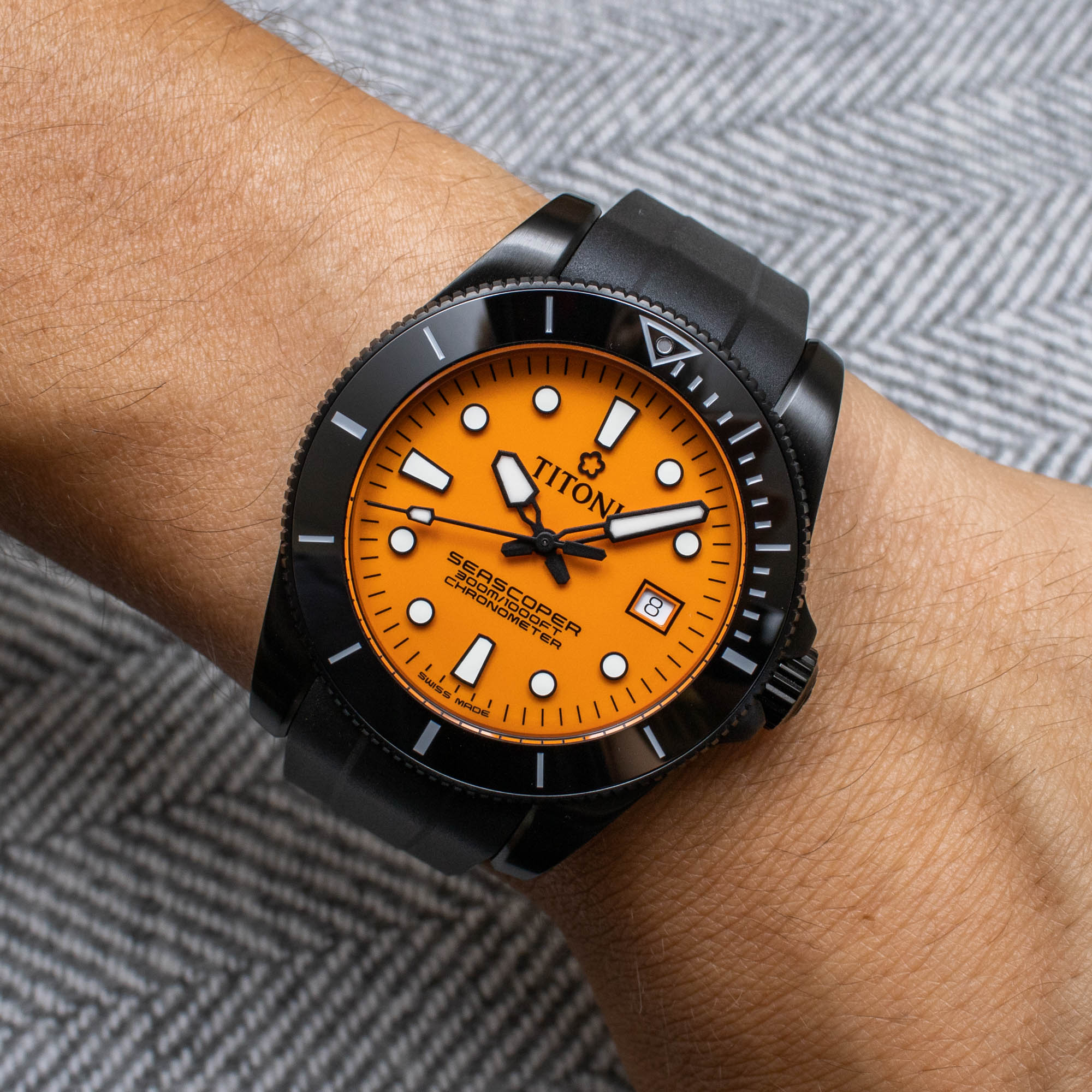 Debut: Block TITONI Color Hands-On Seascoper Limited-Edition aBlogtoWatch | Watch 300