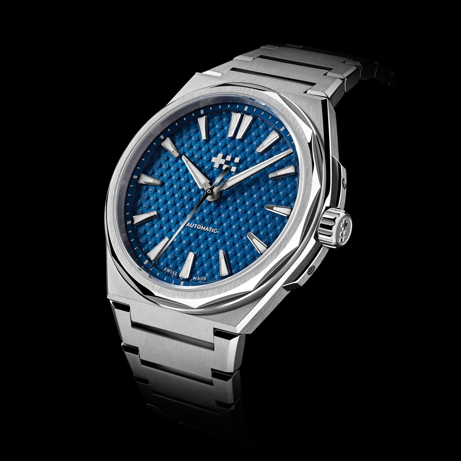 New Release: Christopher Ward The Twelve (36) Watch | aBlogtoWatch