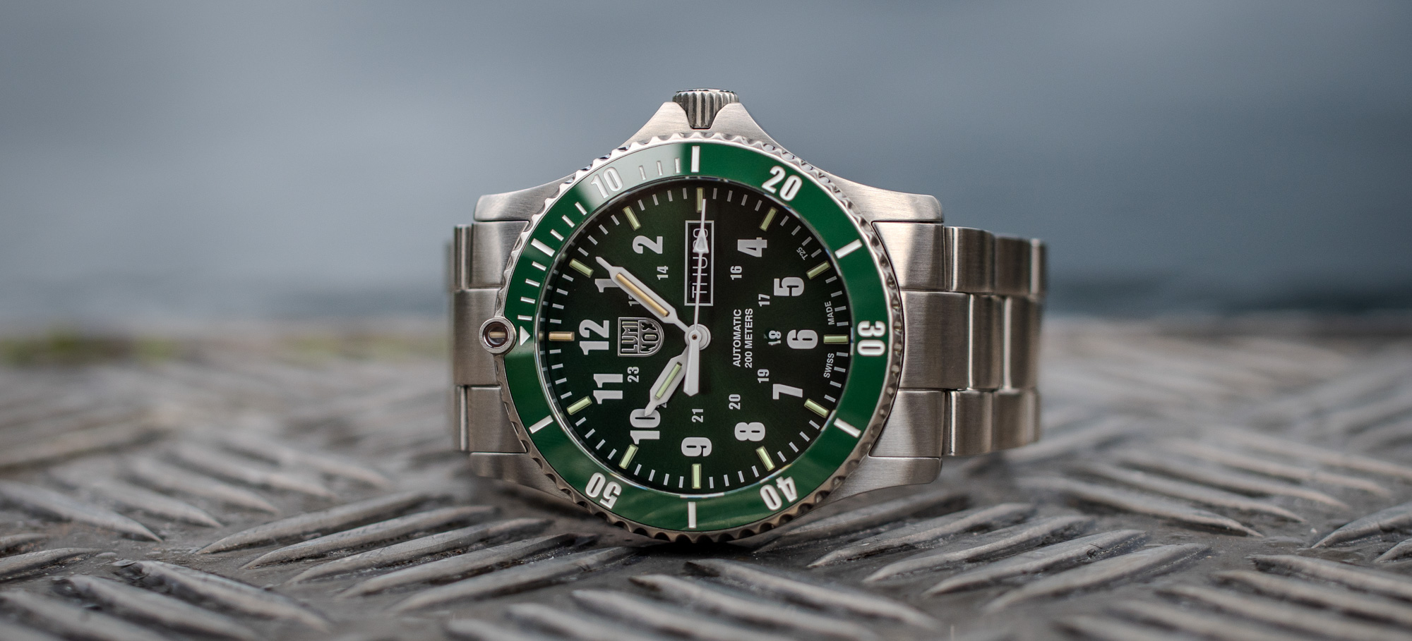 https://www.ablogtowatch.com/wp-content/uploads/2023/12/Luminox-Automatic-Sport-Timer-Green-Bronze-Watches.jpg